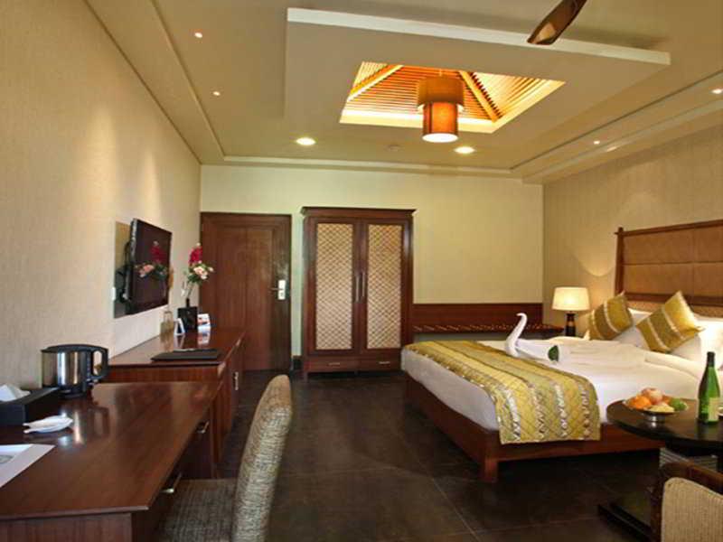 Godwin Hotel Haridwar Exterior photo
